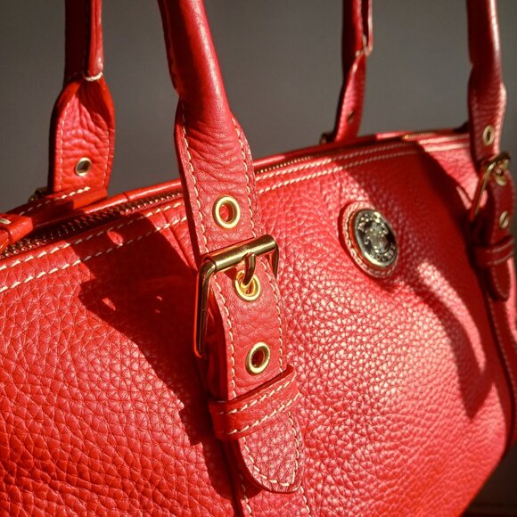 Dooney and Bourke-Red Leather-Vintage-Large Dome Satchel with matching wristlet - Picture 2 of 16